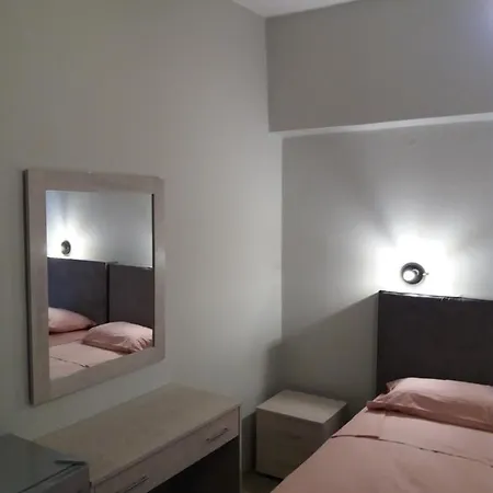 Kate-mari Skala (Kefalonia)