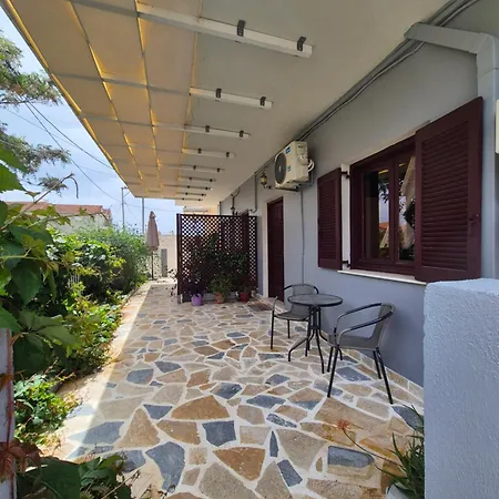 Alojamento de Acomodação e Pequeno-almoço Kate-mari